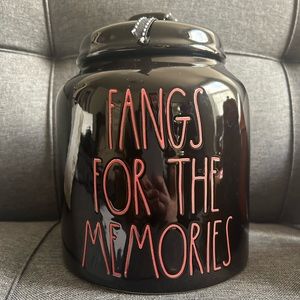 Rae Dunn “Fangs For The Memories” Cookie Jar Halloween